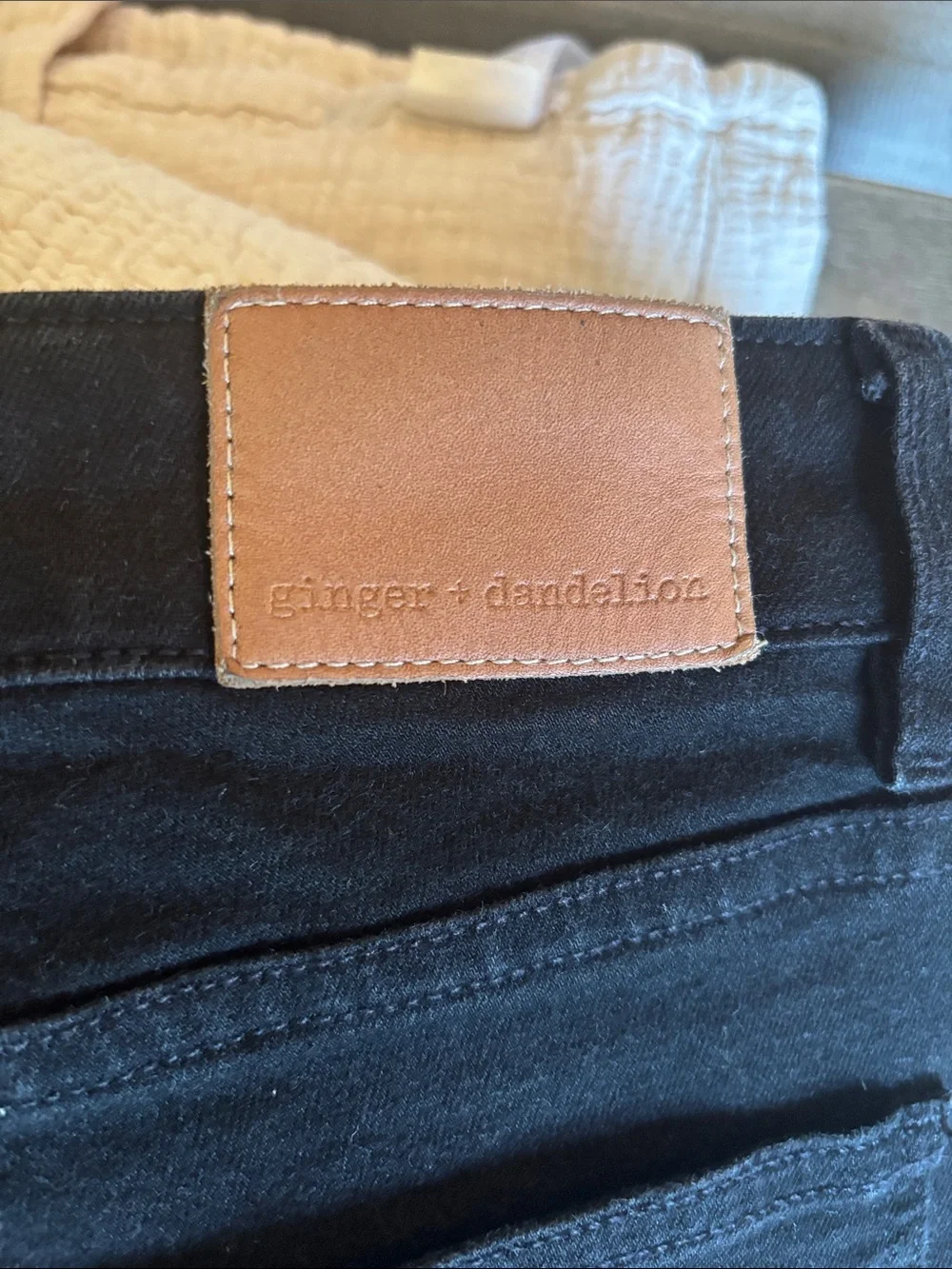 Ginger + Dandelion Black The Slim Women’s Jeans